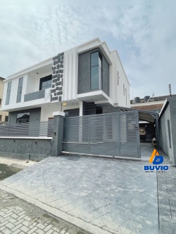 5 Bedroom Duplex